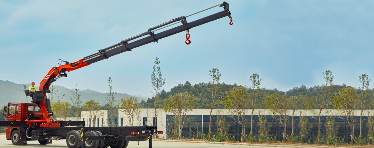 操作舒適簡(jiǎn)便，人性化程度高